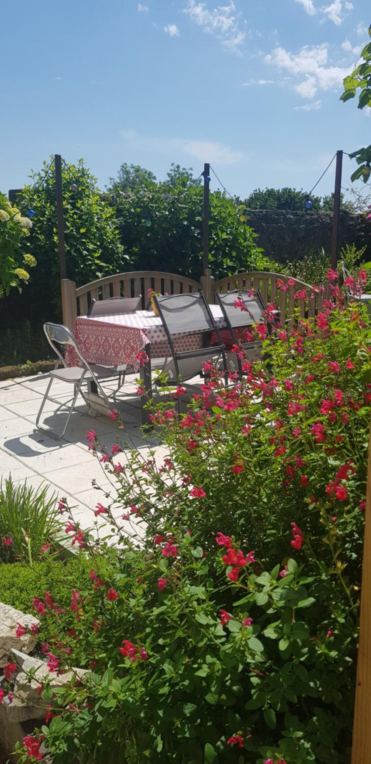 Maison Papillons view 3