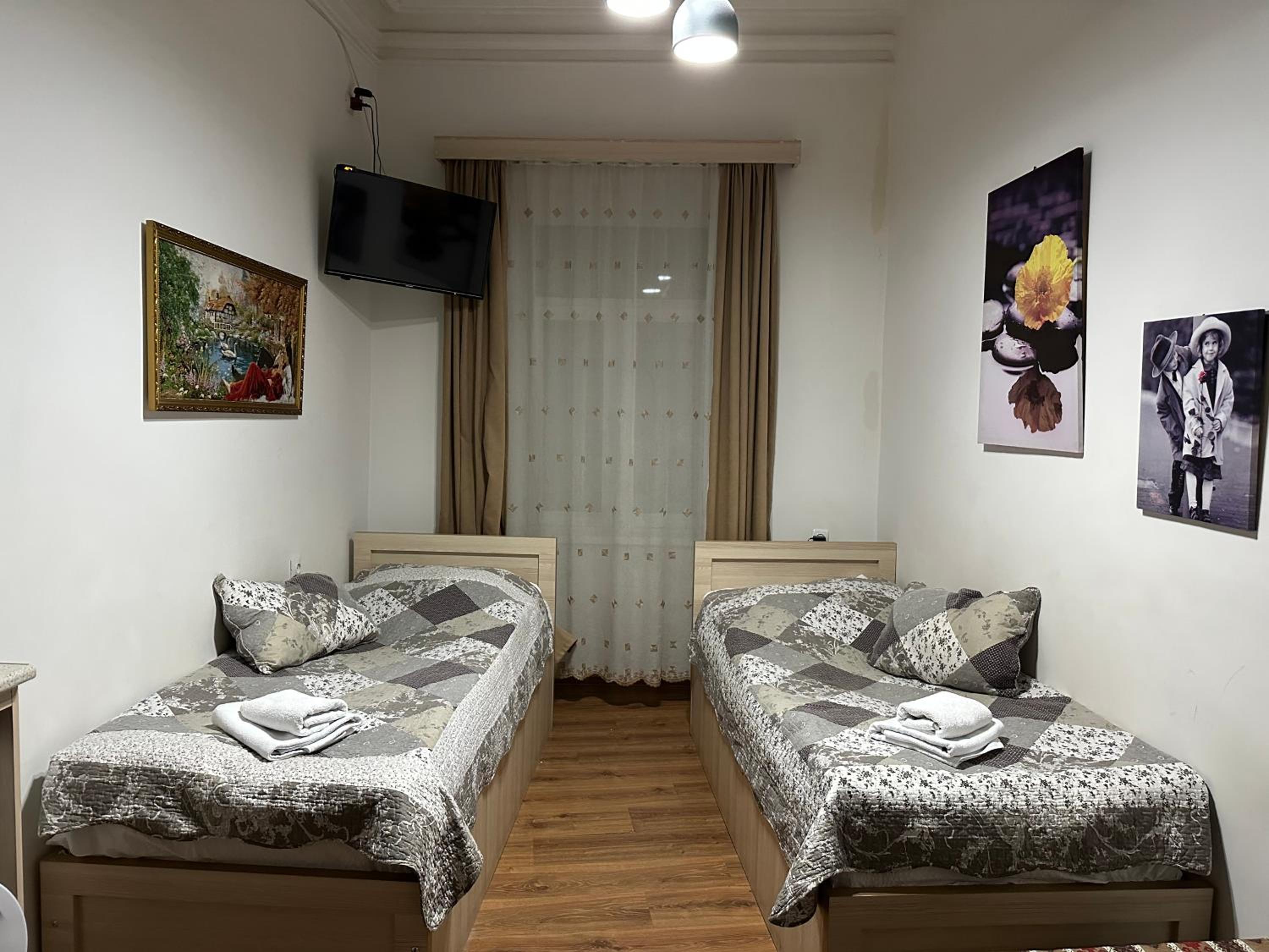 Leselidze Guest House