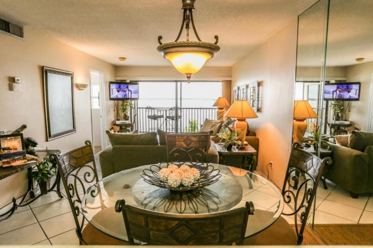 Windward Point 309
