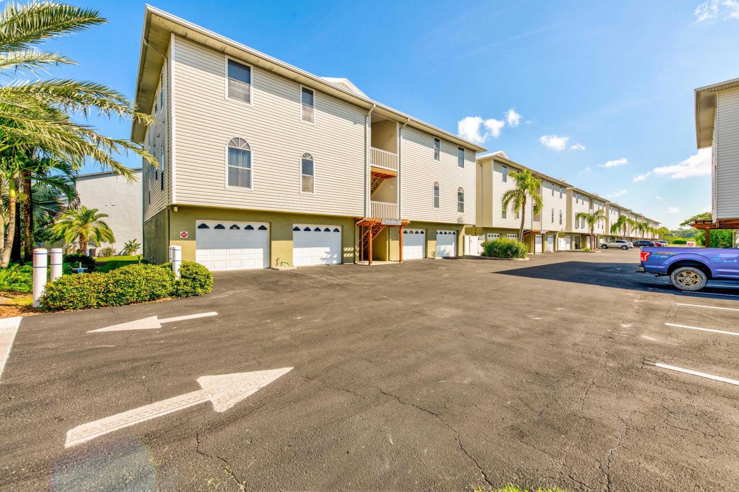 Mariner's Pointe 202
