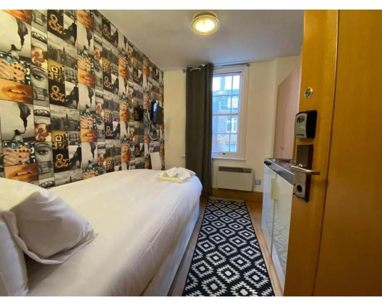 80 Inverness Terrace