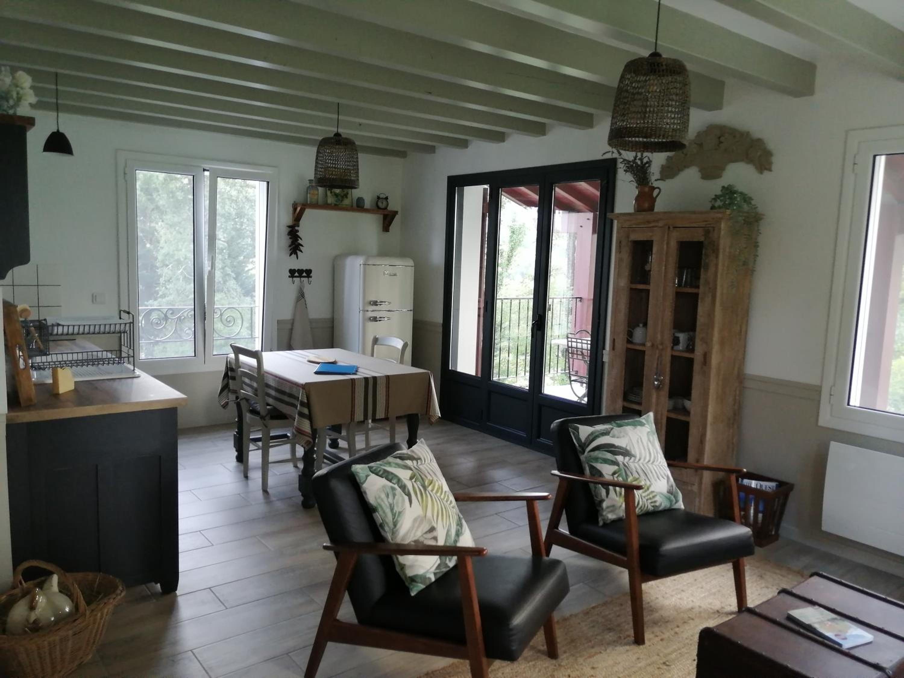 VILLA XARAN ERDIAN Gîte LA PETITE MAISON