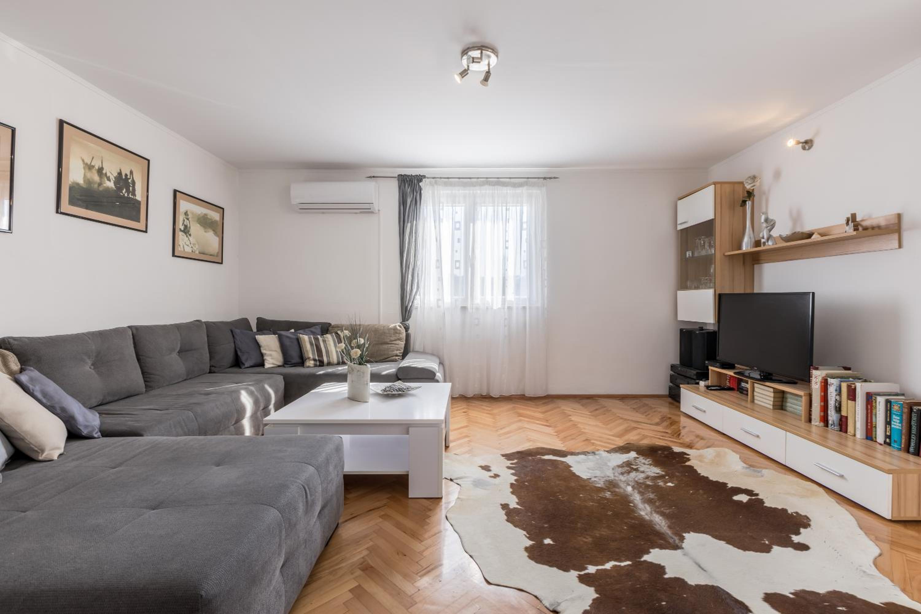 Boban Sunny Apartment view 5