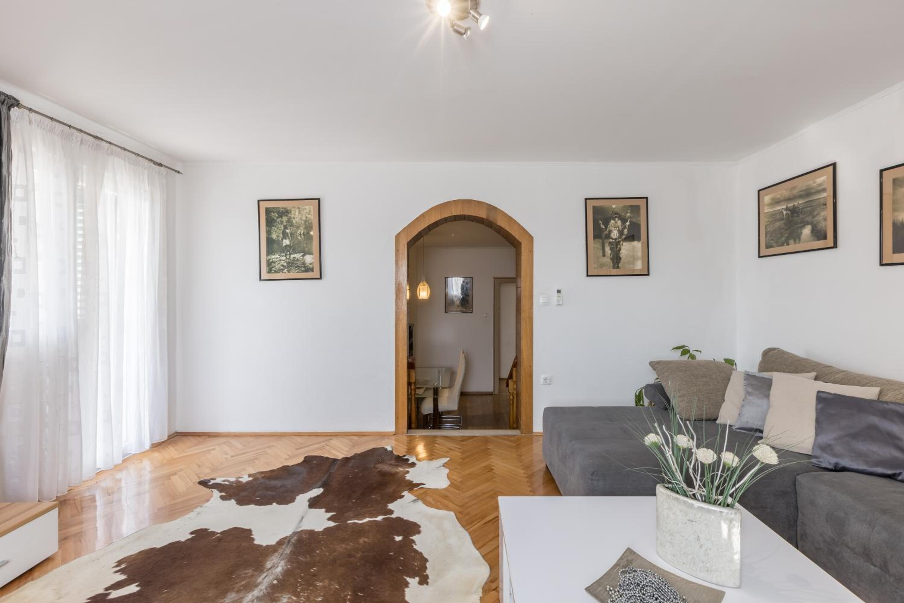 Boban Sunny Apartment