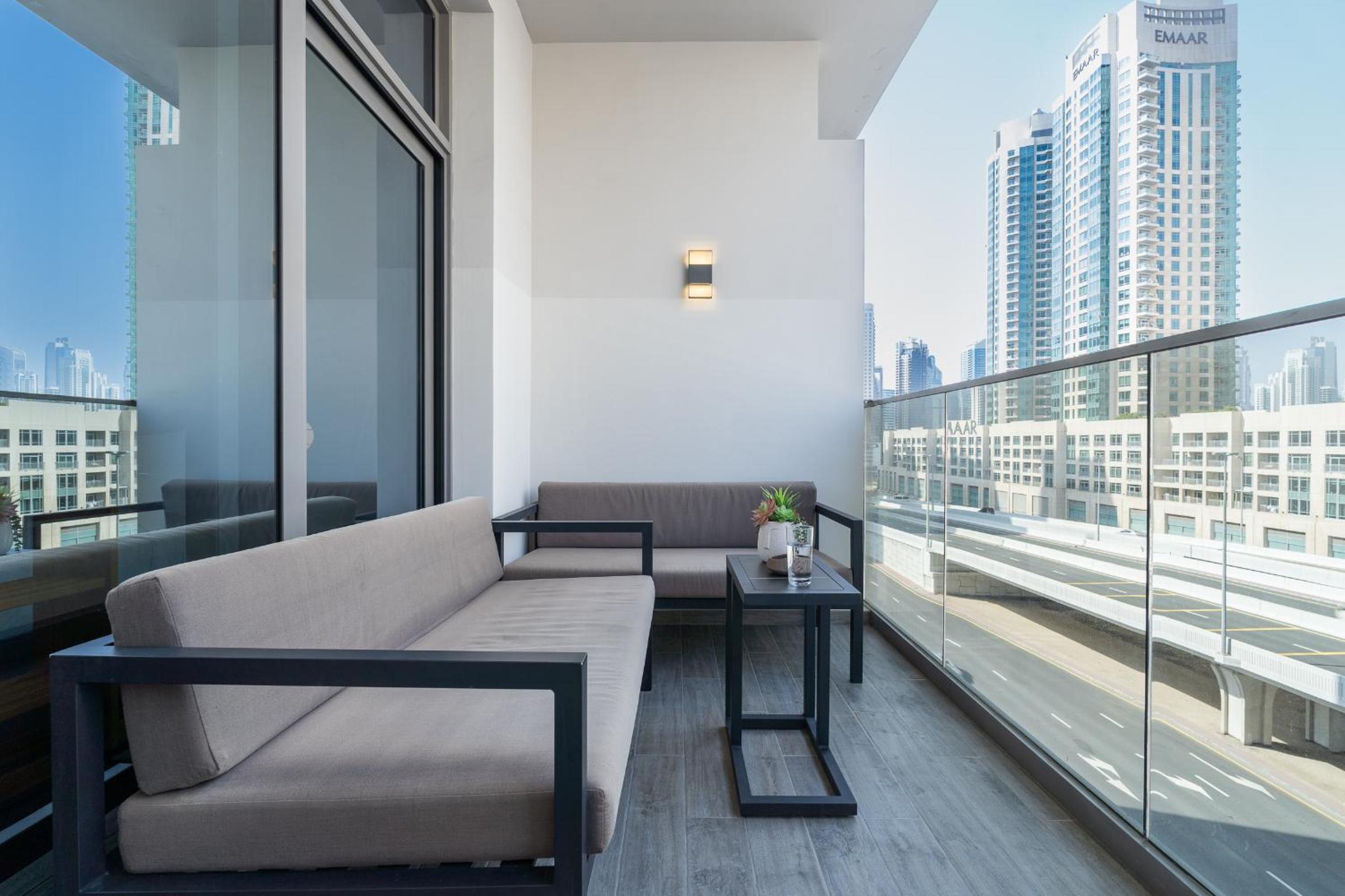 Vogue Downtown - MAG 318