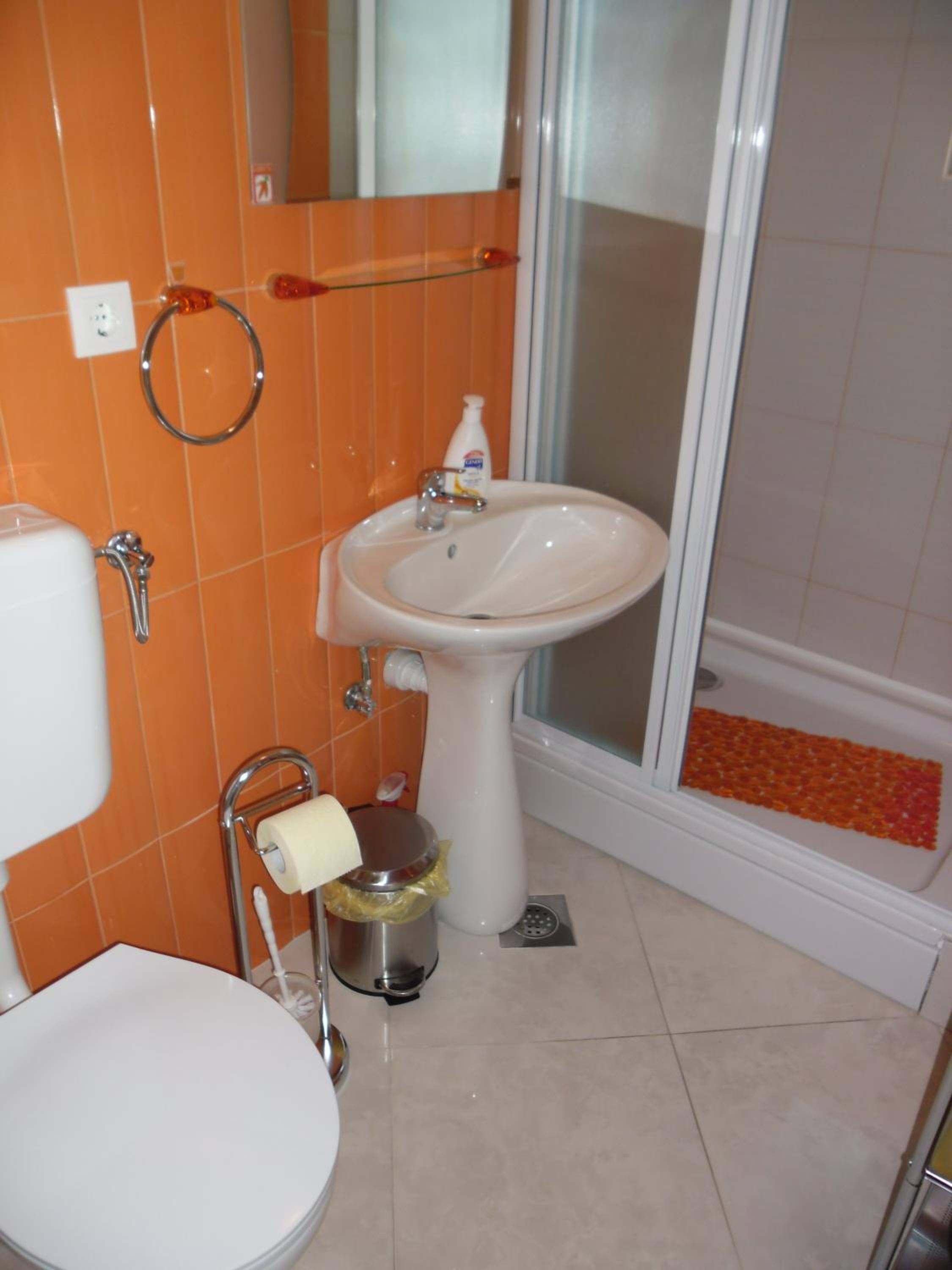 Photo 48