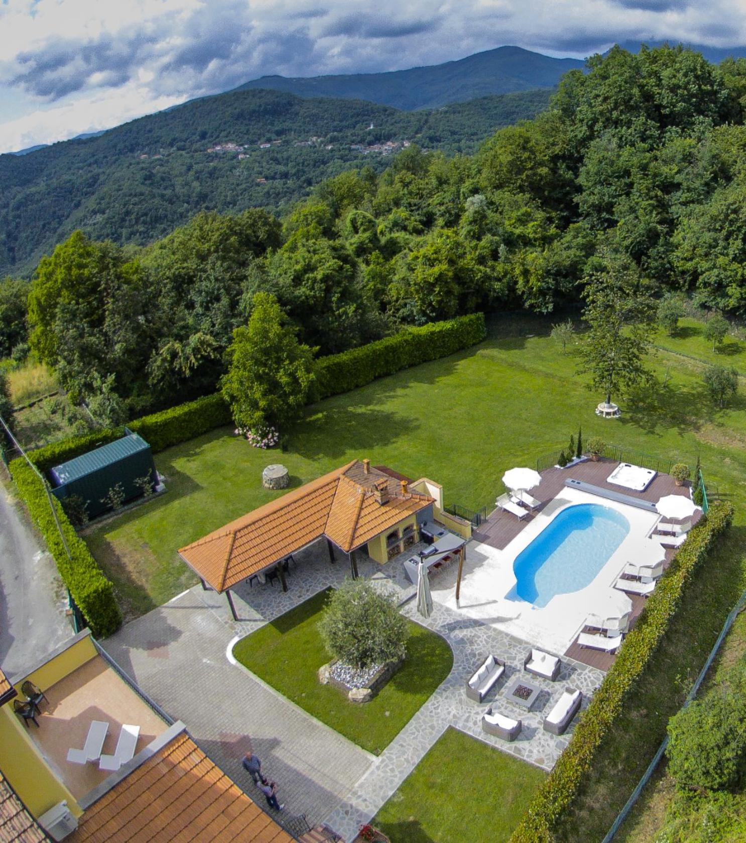 Villa Ariola