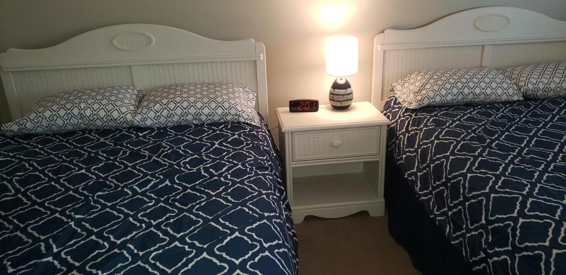 Harbour Island 106L condo