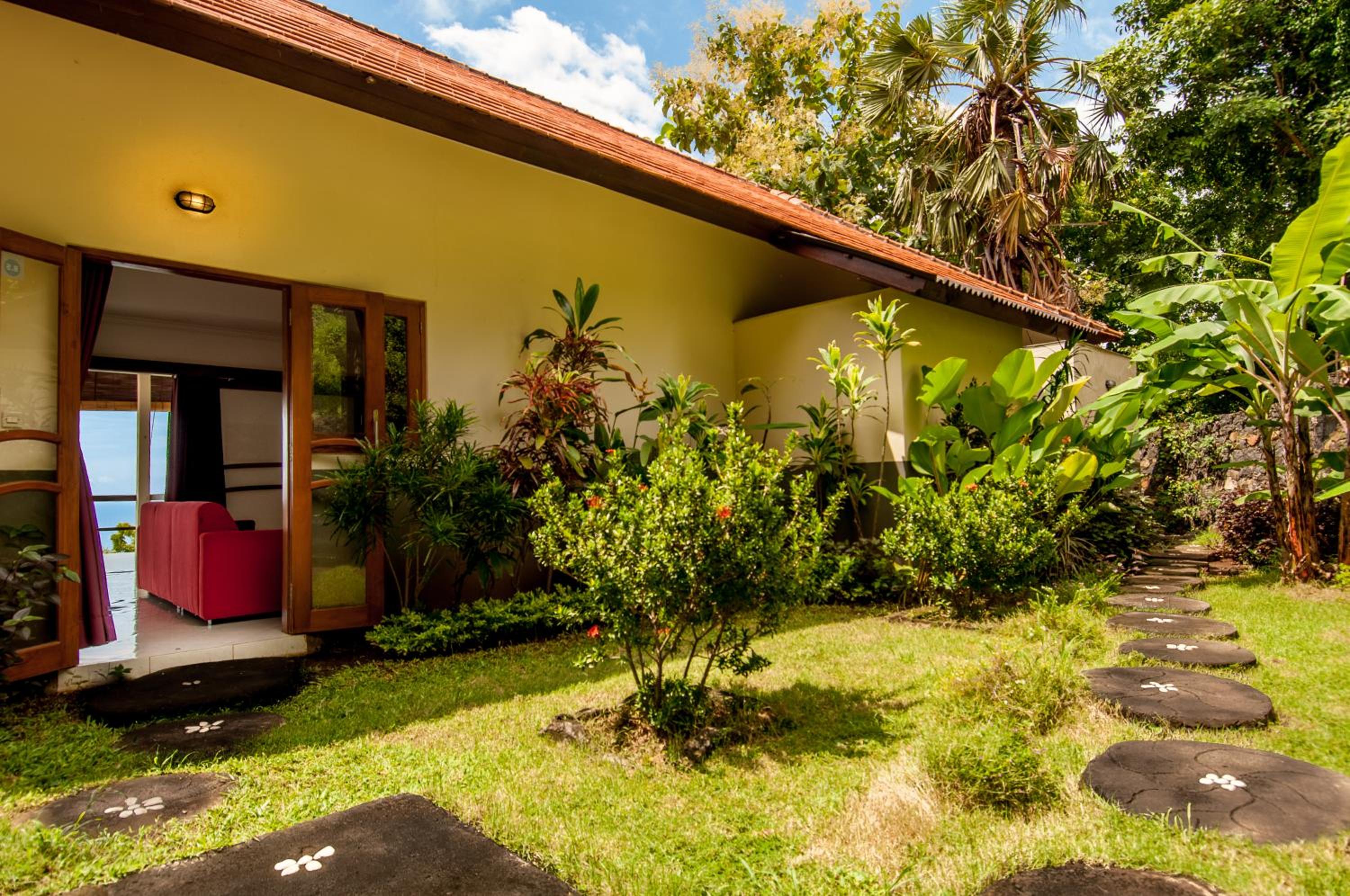 Villa Tanjung Lovina view 4