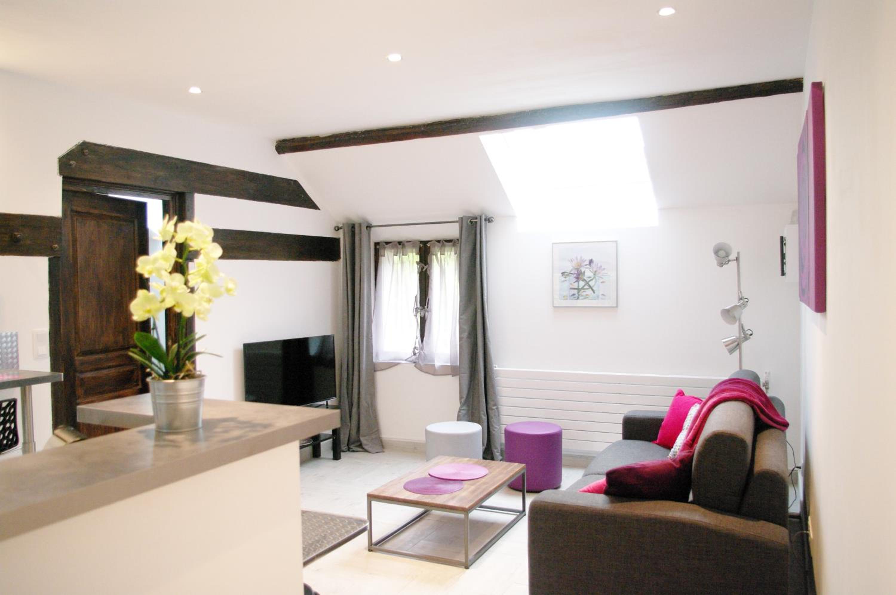 Escalebelair view 3