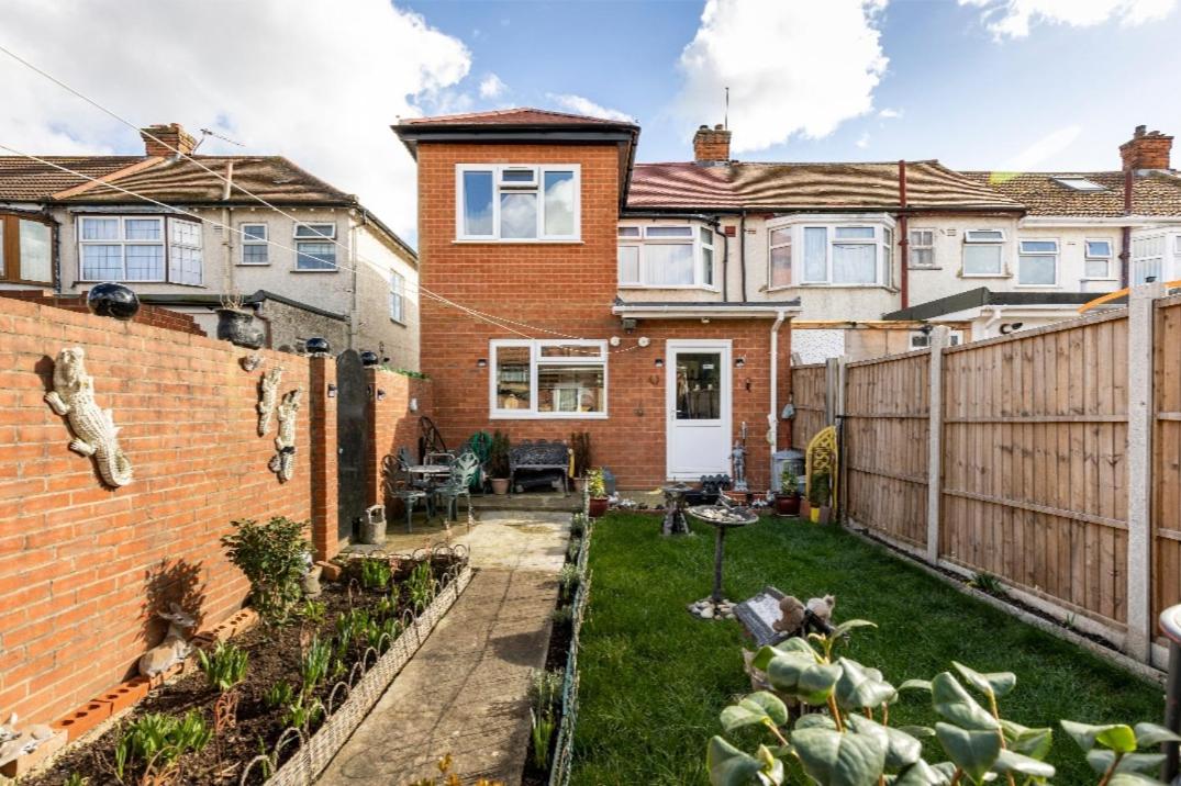 Lovely house (Ealing, London)