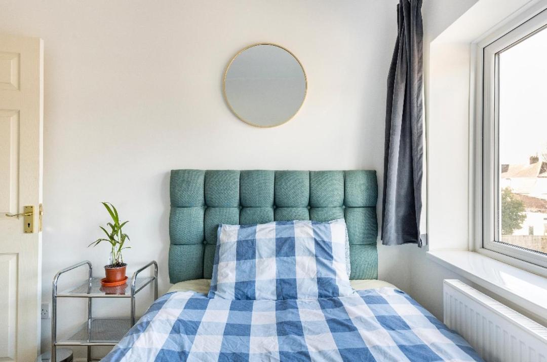 Lovely house (Ealing, London)