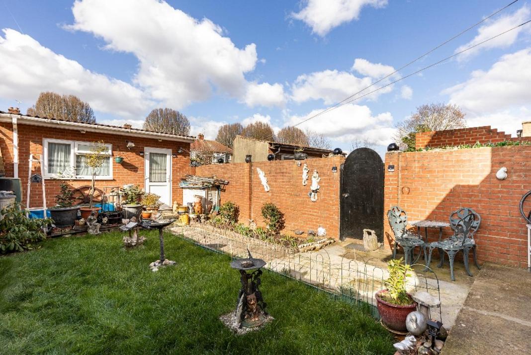 Lovely house (Ealing, London)