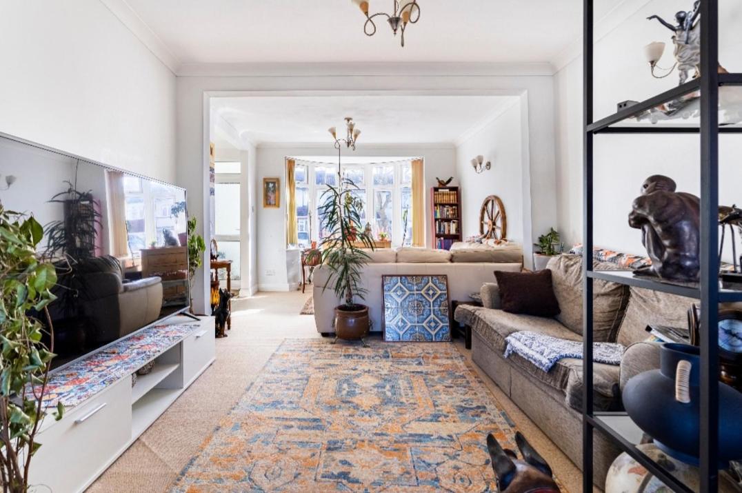 Lovely house (Ealing, London)