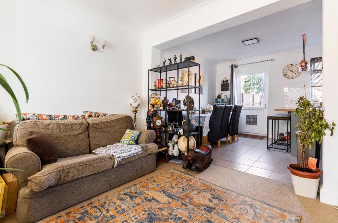 Lovely house (Ealing, London)