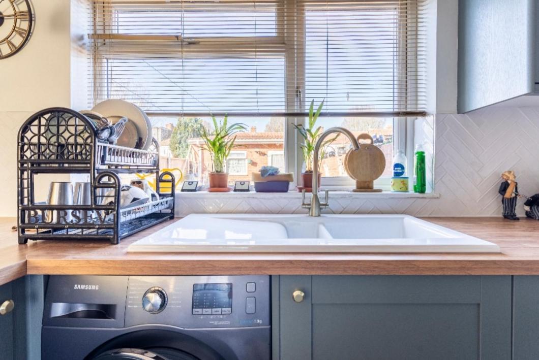Lovely house (Ealing, London)