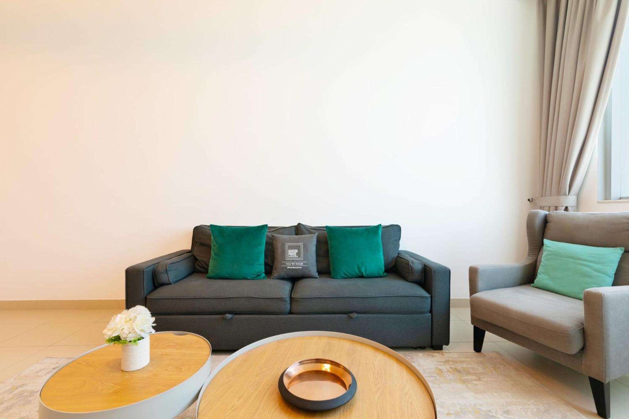 Exquisite Dubai's Urban Living in the City Centre