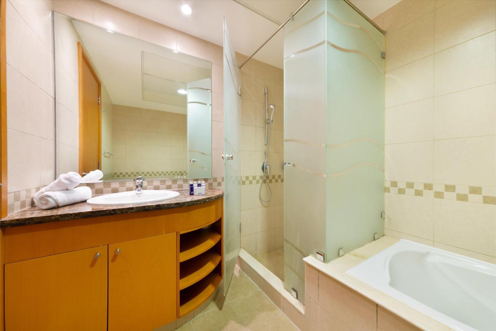 Exquisite Dubai's Urban Living in the City Centre