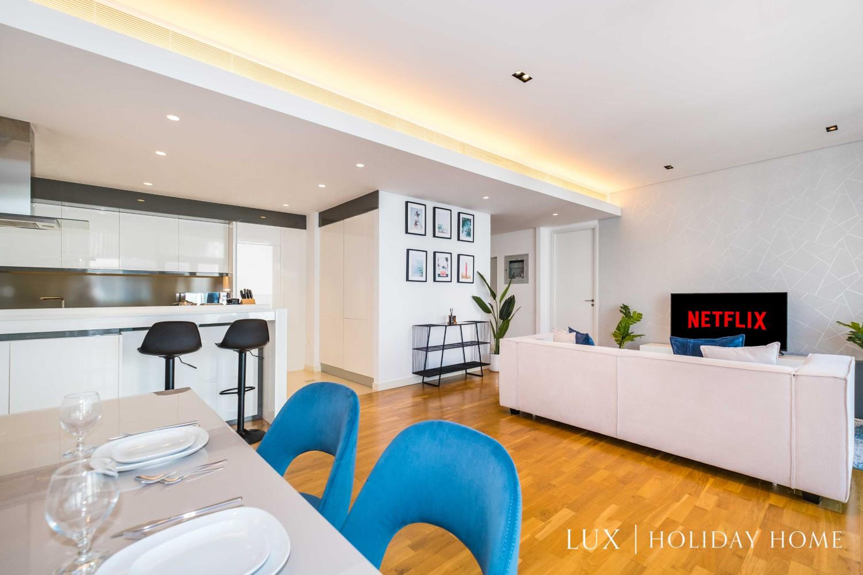 LUX - The Bluewater Island Suite