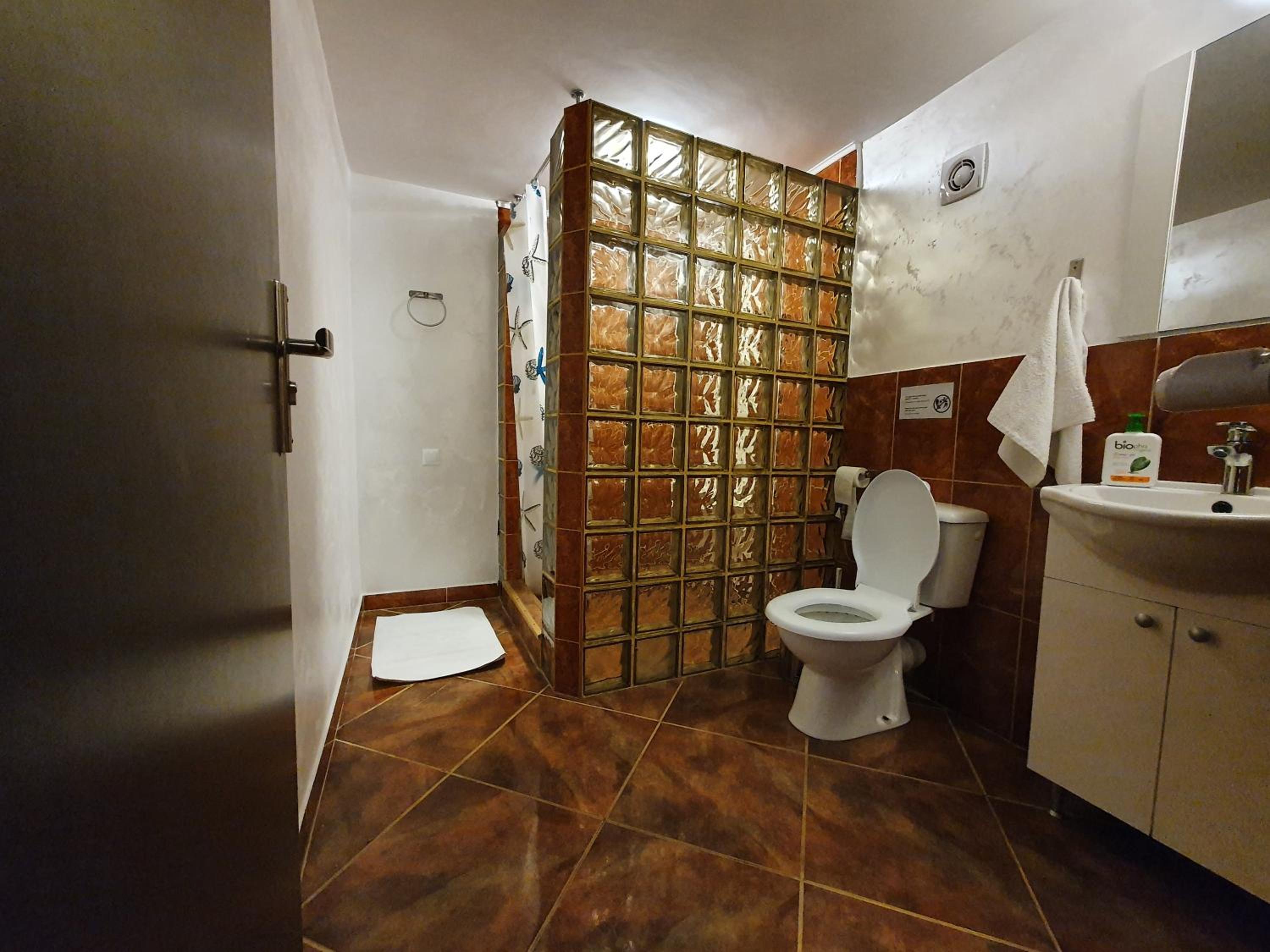 Photo 31