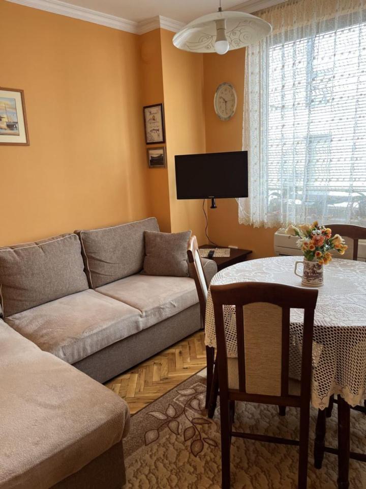 Apartment Geni view 3