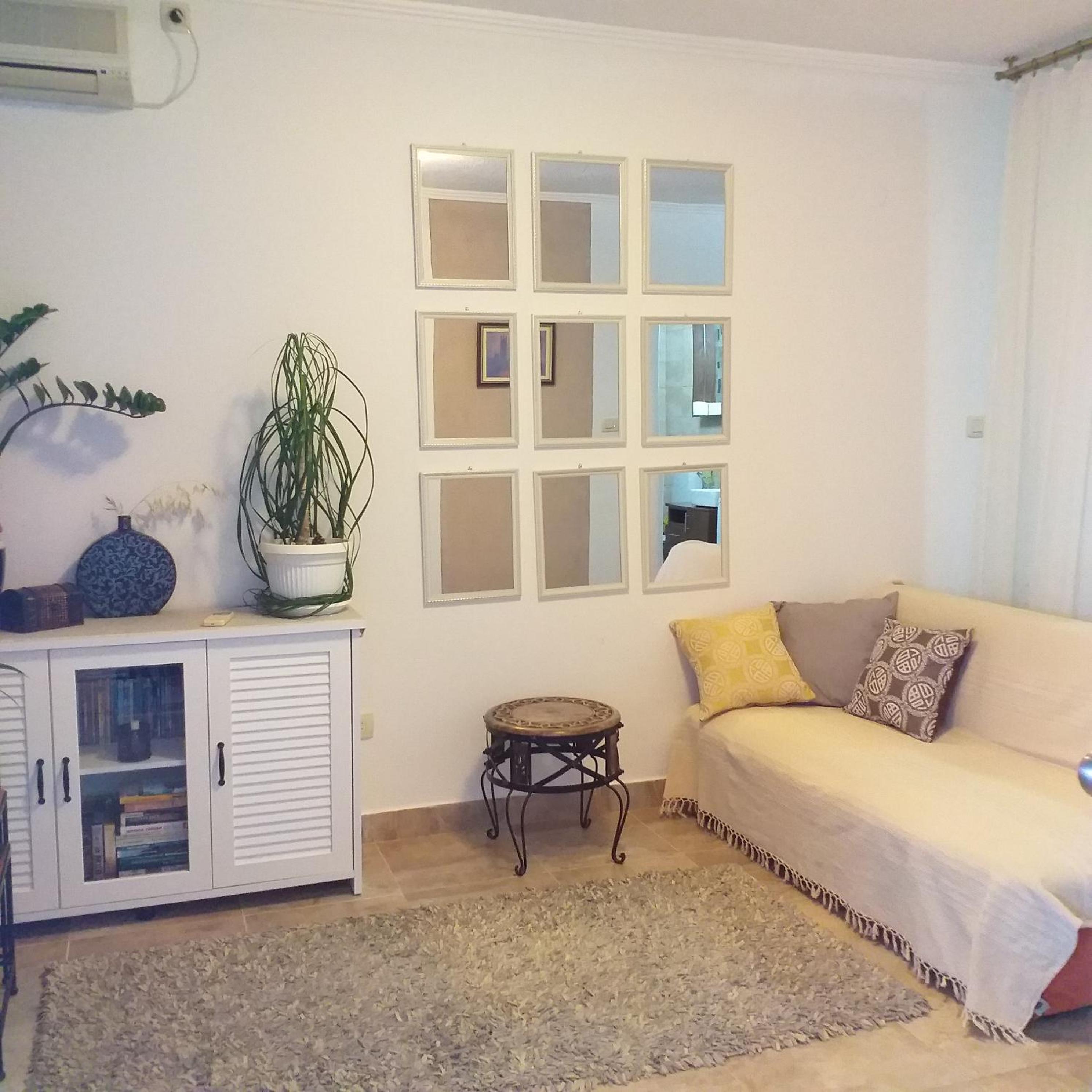 Apartment Mika