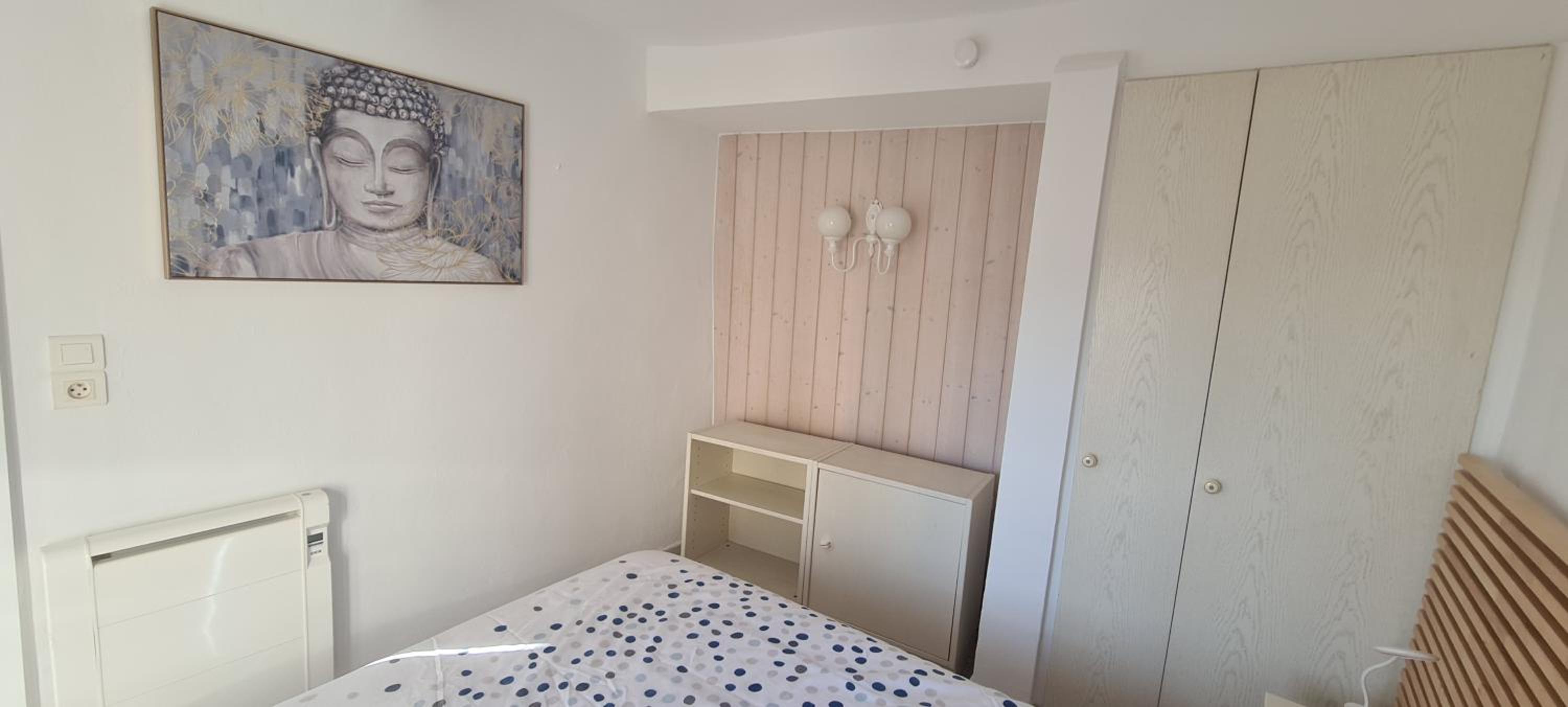 Rue du Vieux Chateau - Beau F2 photo 3