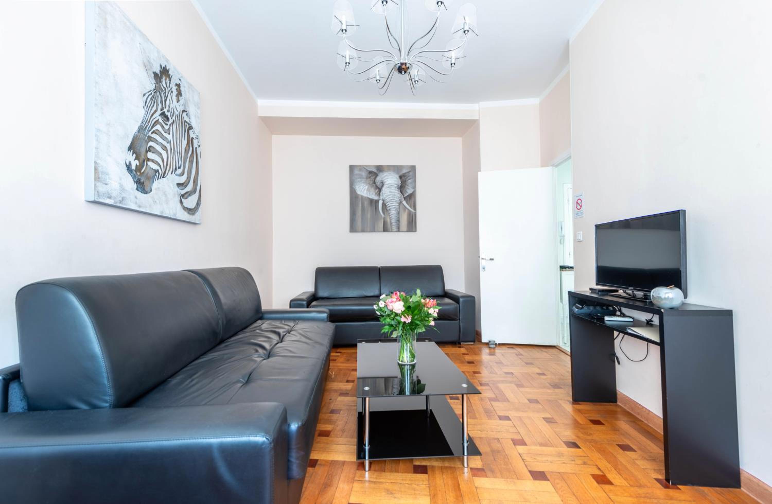NOTRE DAME - Huge sunny modern 2BR flat - Terrace photo 1