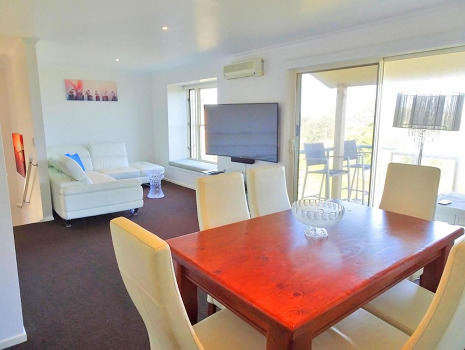 Sea Views at Aqualuna 9 Solitary Islands Way 94
