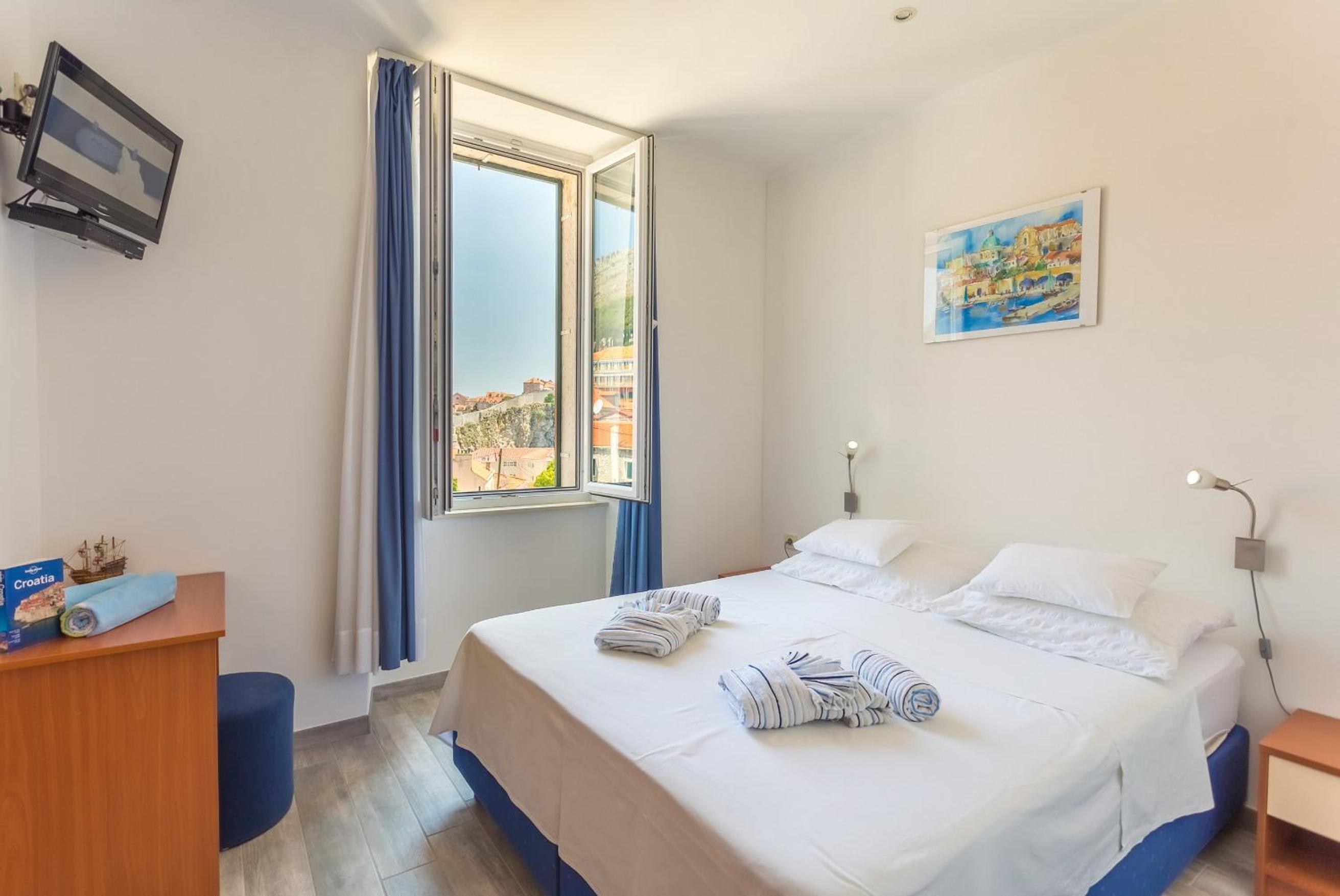 Apartment& Room Lukre / Apartment Lukre with terrace