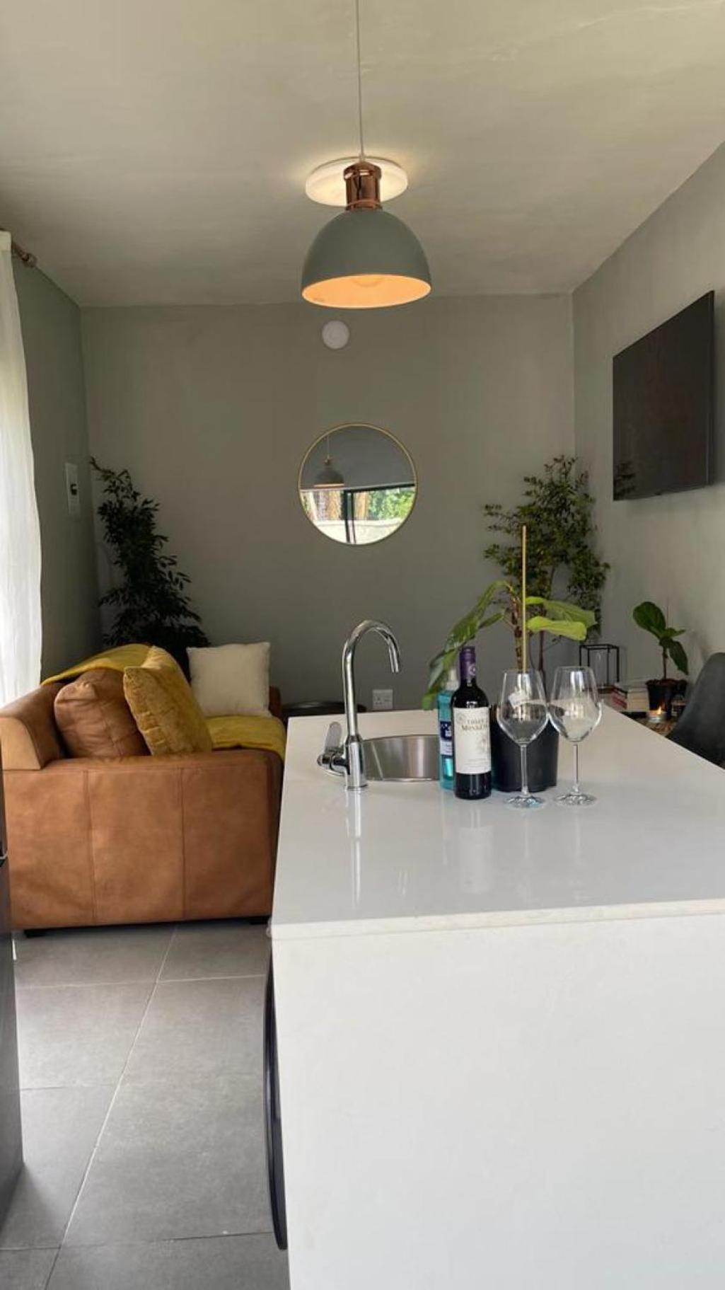 Stunning luxurious studio in Malindela - 2044