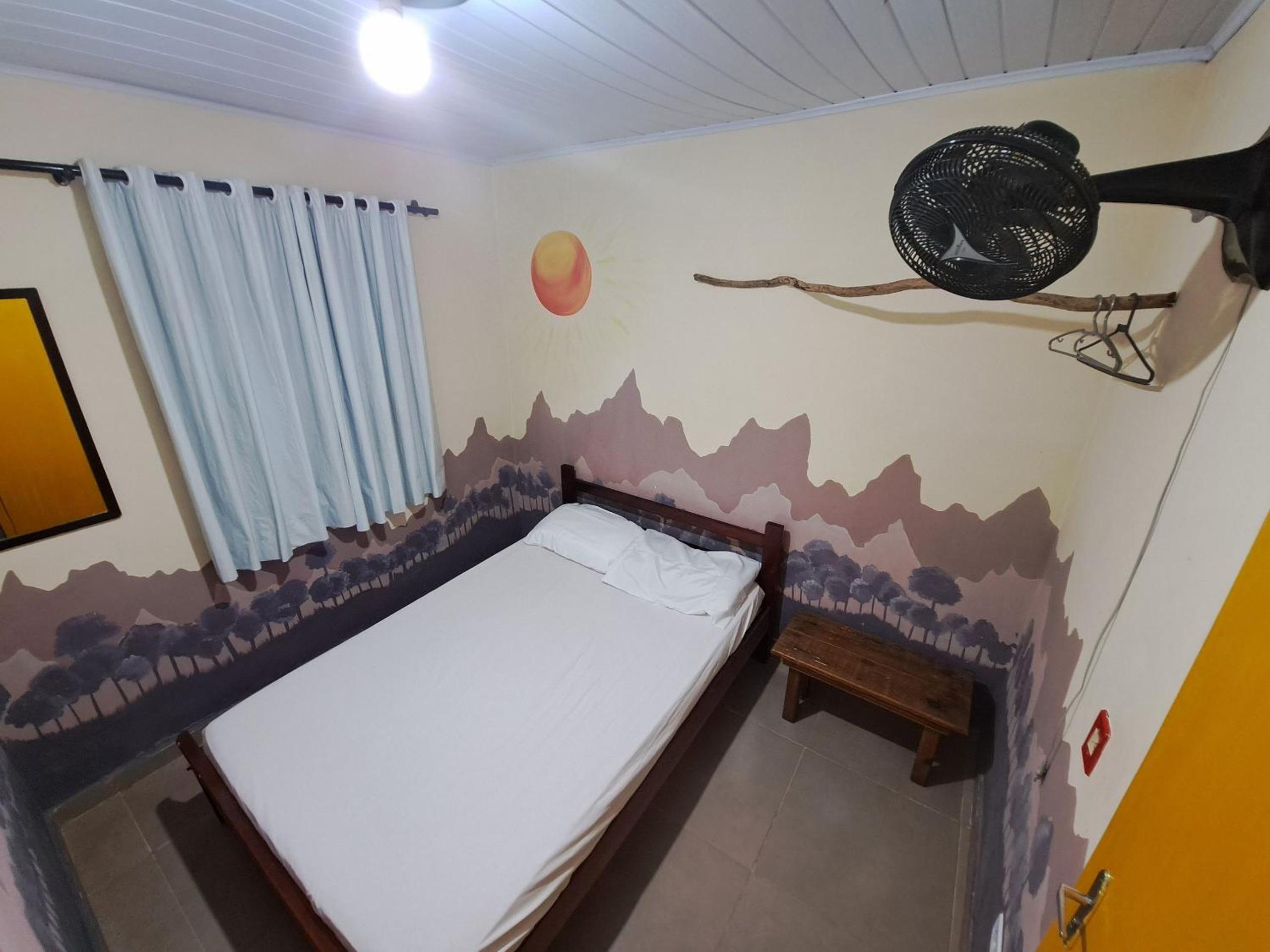 Casa Estilosa e Rústica com Vista para o Pôr do Sol da Ilha do Mel!