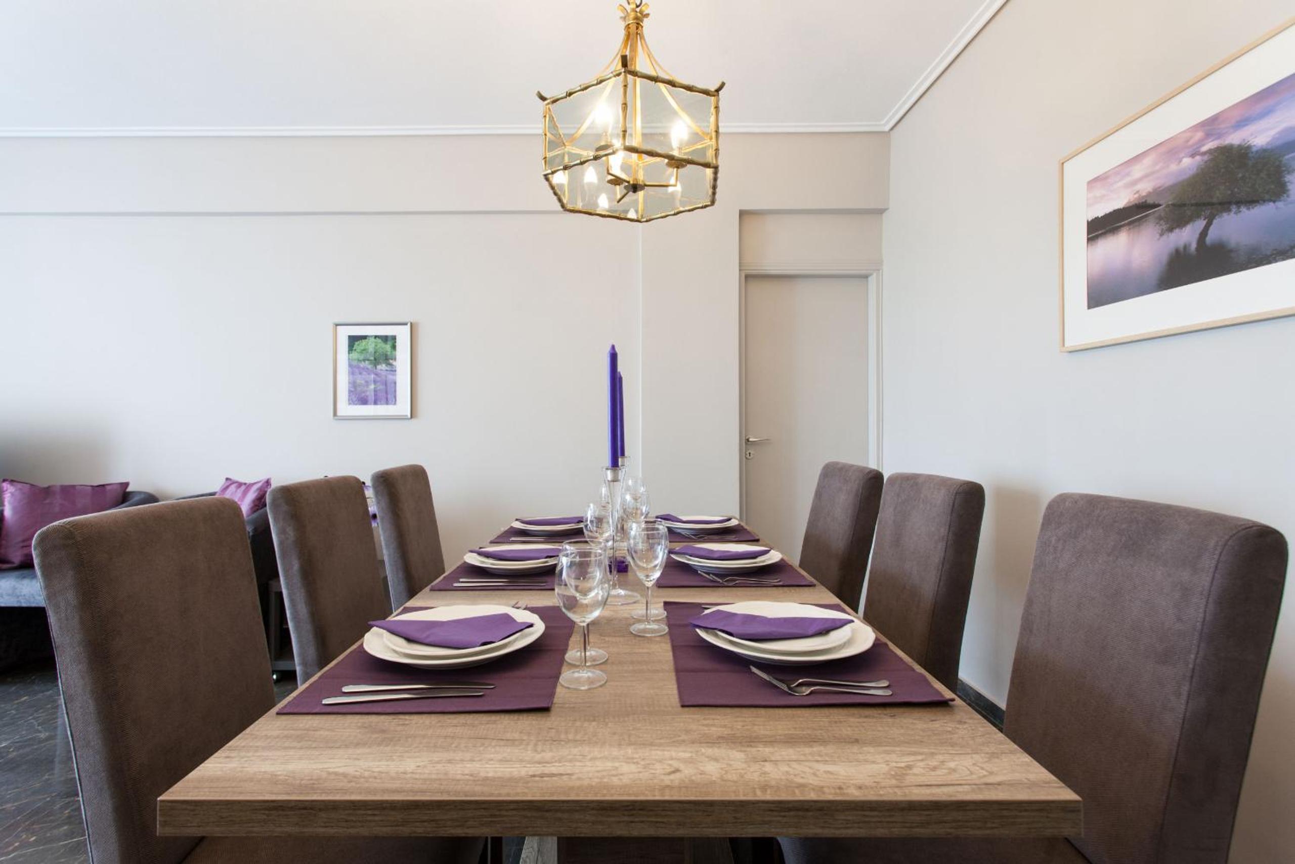 Deluxe 2 bdrm apartment in Voula