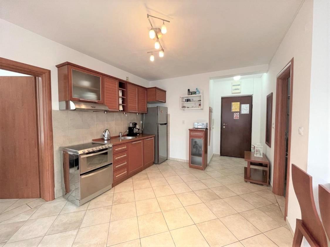 50m-to-Sea Holiday Apartment Norwegian Village photo 5