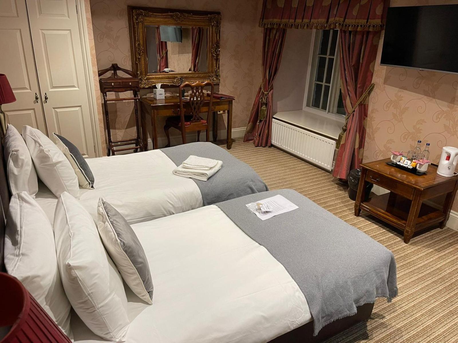 The George - Sure Hotel Collection by Best Western