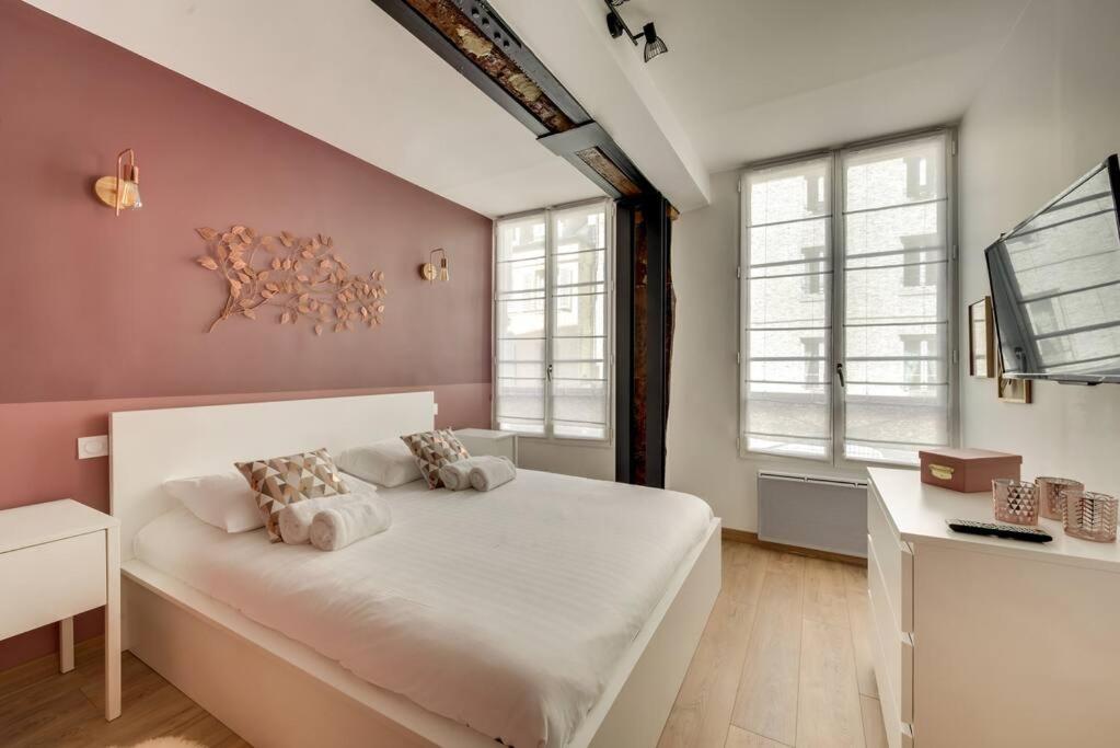 Beautiful Triplex in the Center of Paris