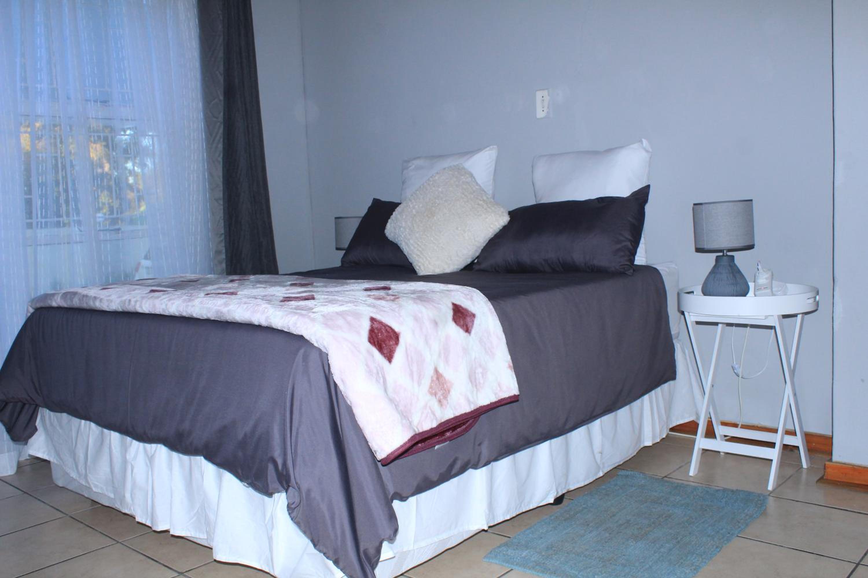 Meyiwa Guest Palace