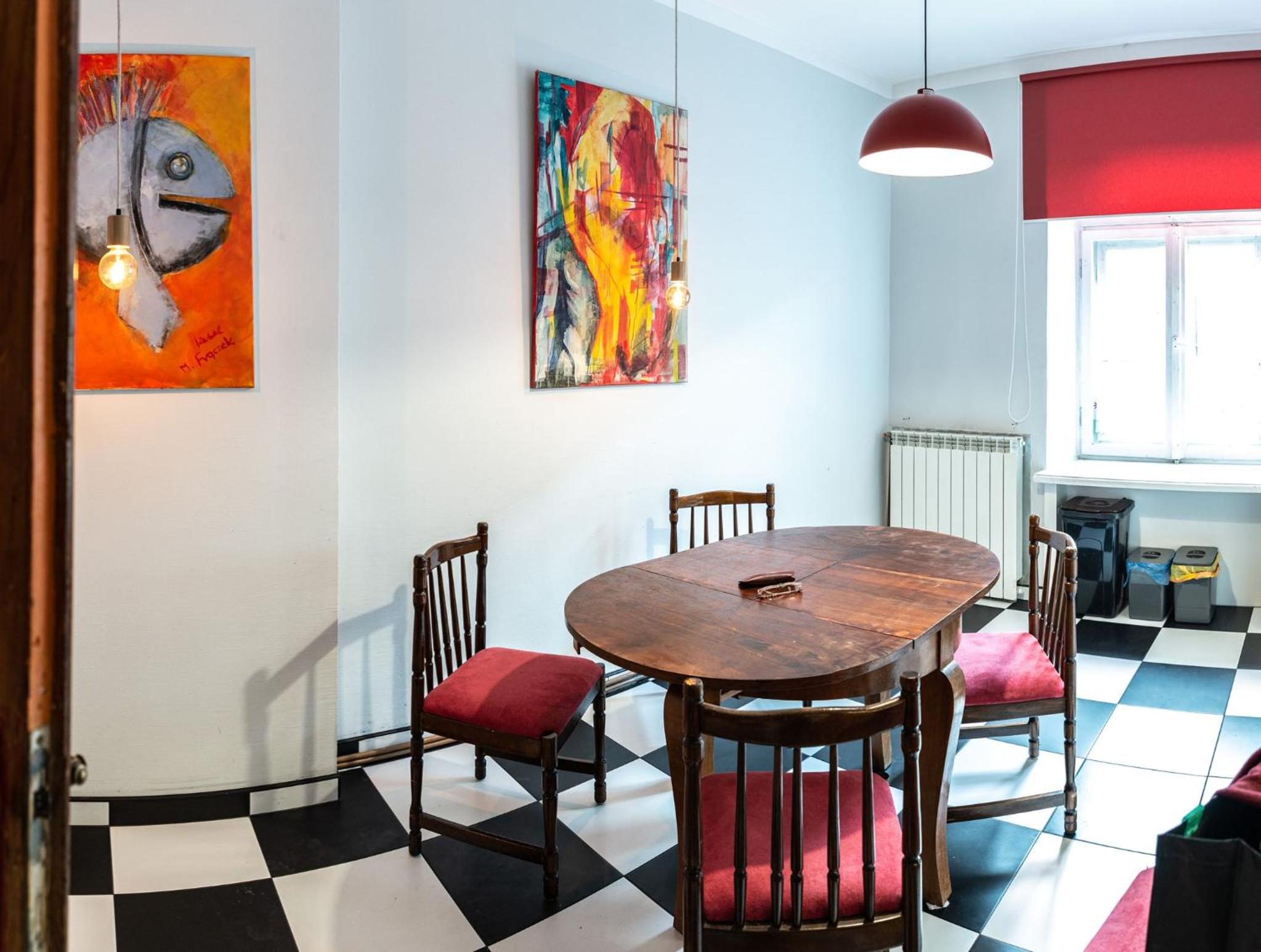 Apartament Cafe Belg view 3