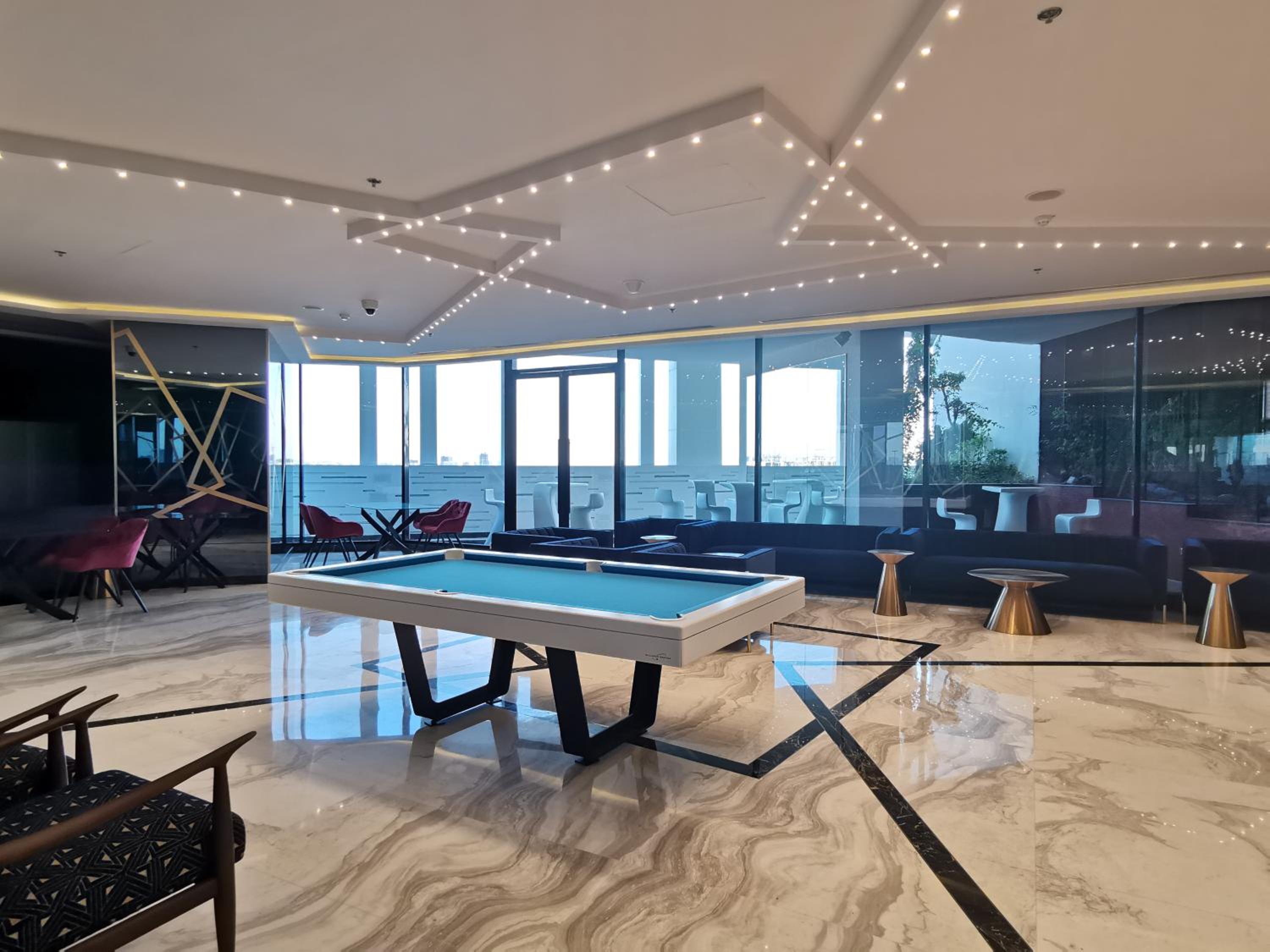 Vacay Lettings - 1BHK convertible to 2BHK in Business Bay