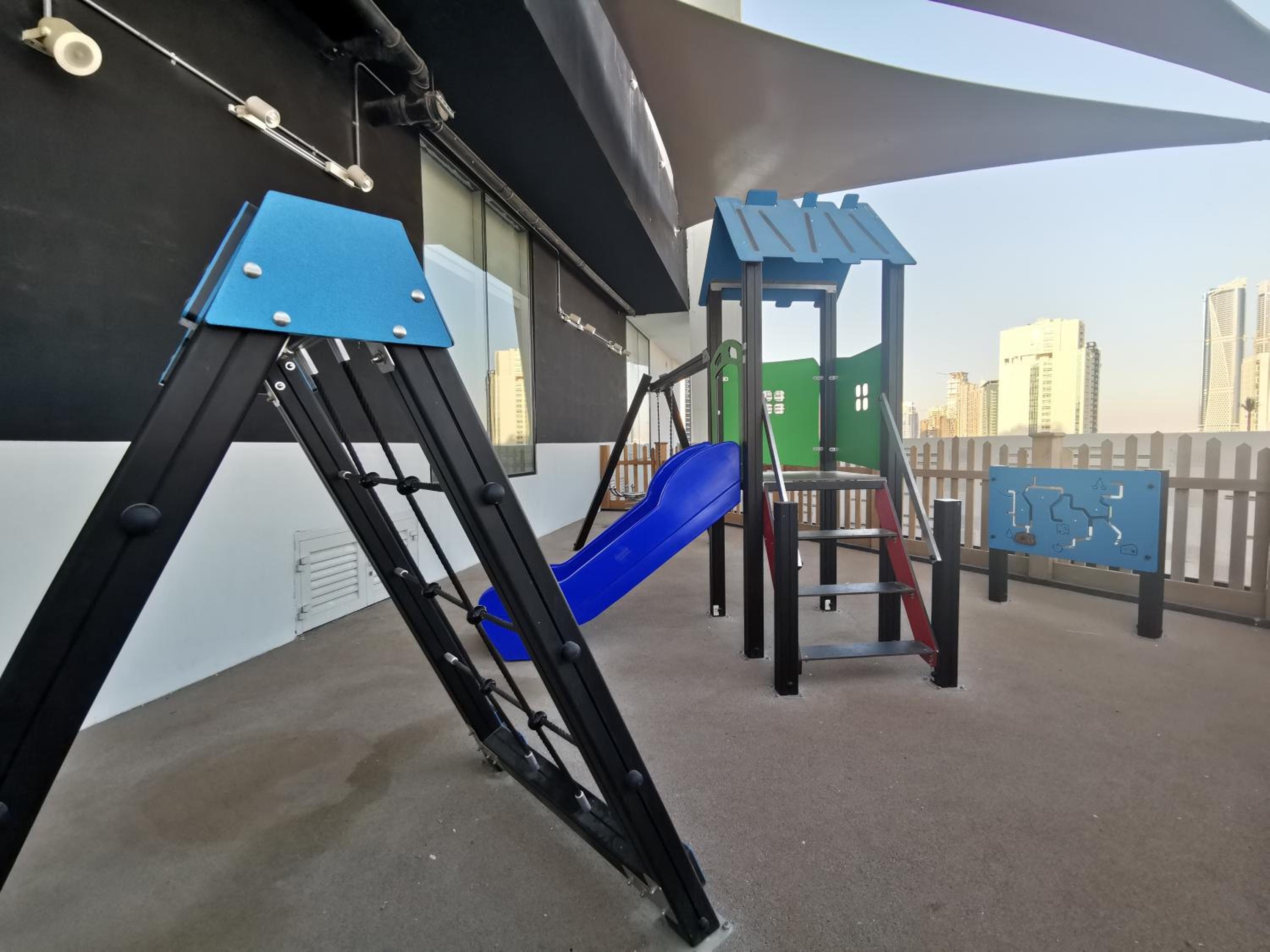 Vacay Lettings - 1BHK convertible to 2BHK in Business Bay