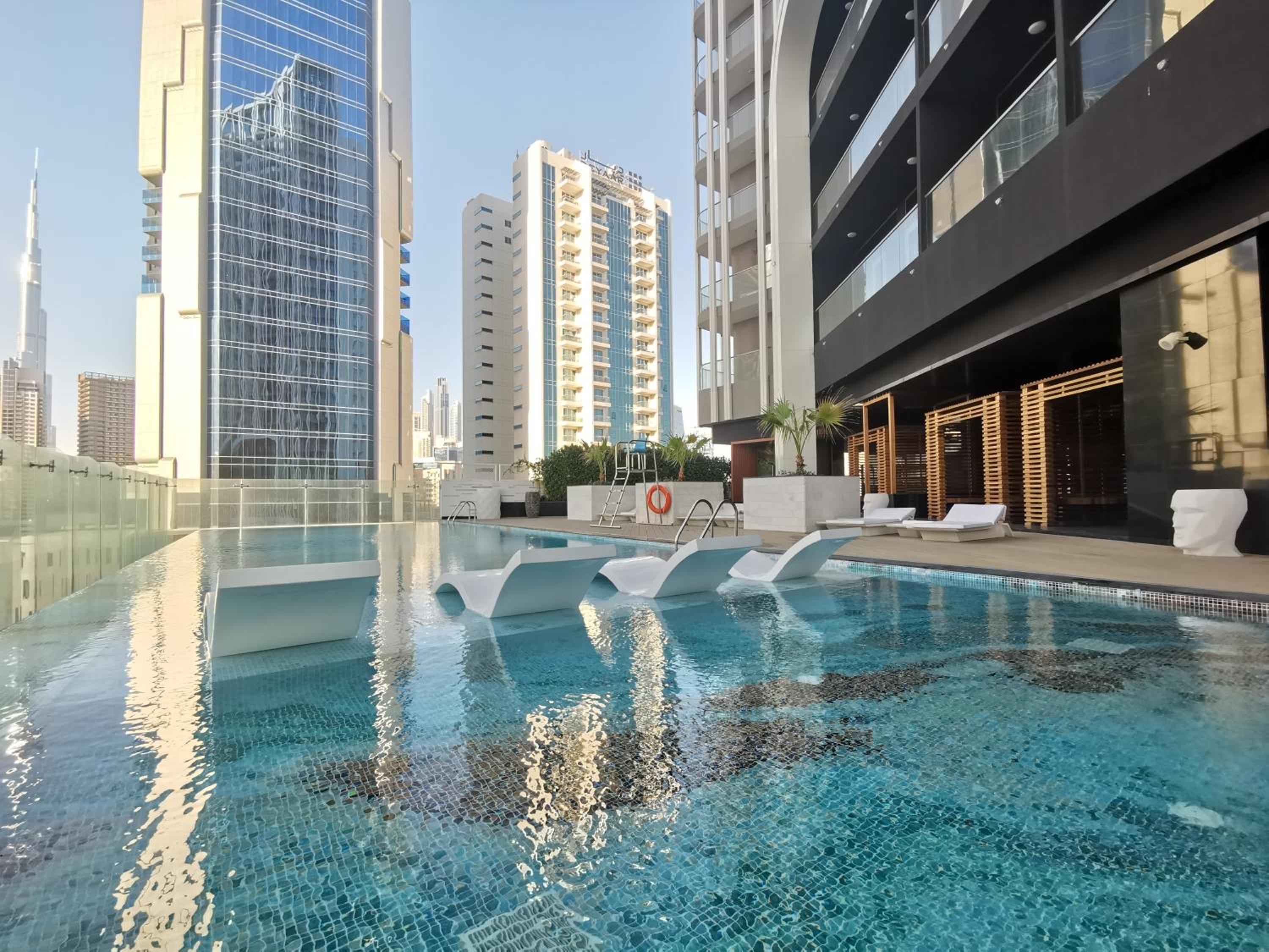Vacay Lettings - 1BHK convertible to 2BHK in Business Bay