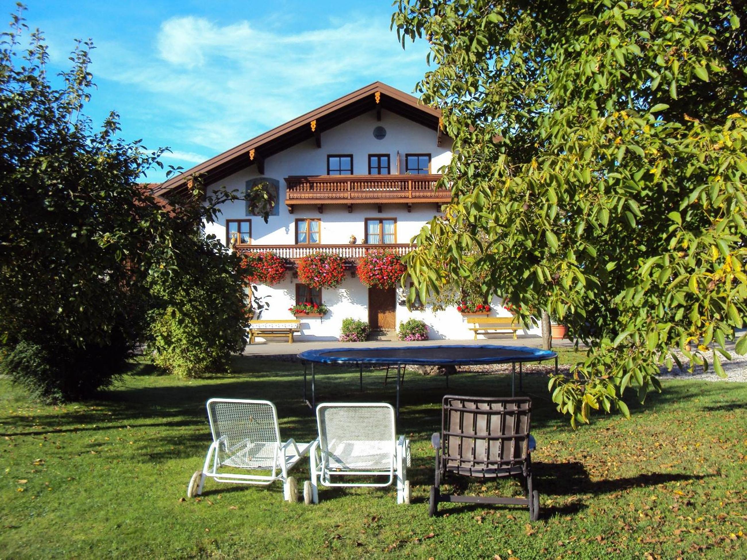Paulhuberhof view 3