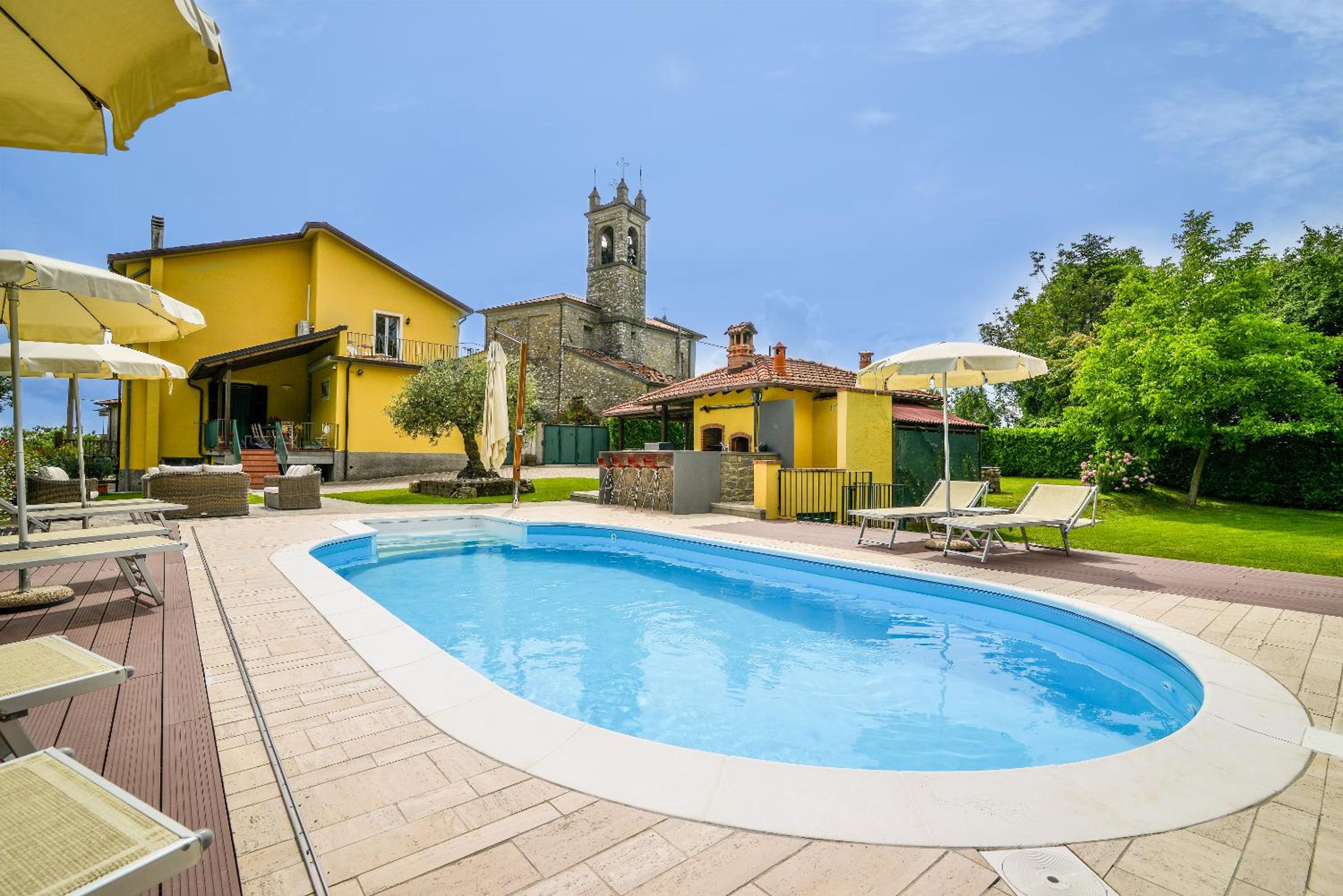 Villa Ariola