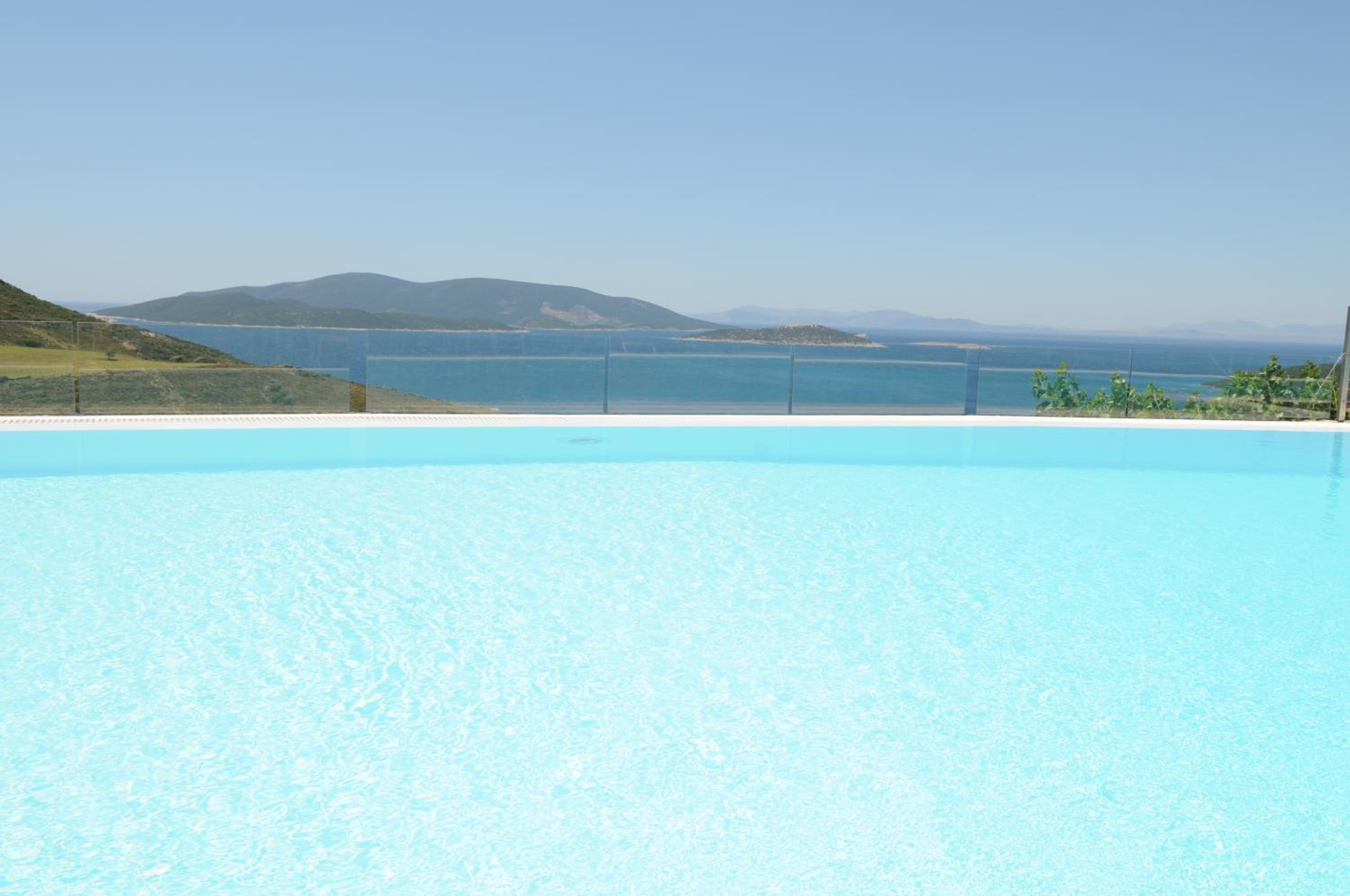 Celini Suites Hotel