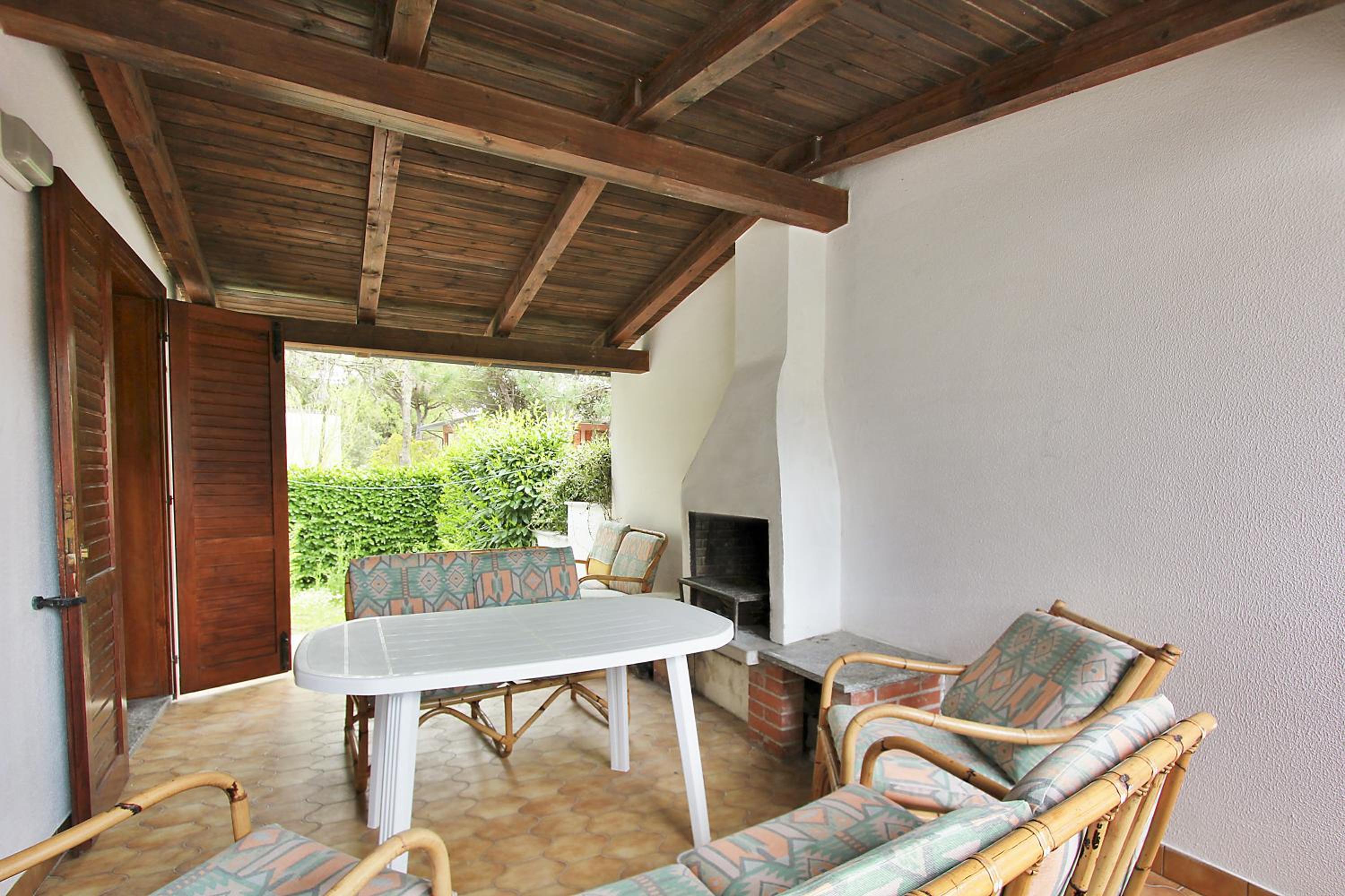 Villa White view 3