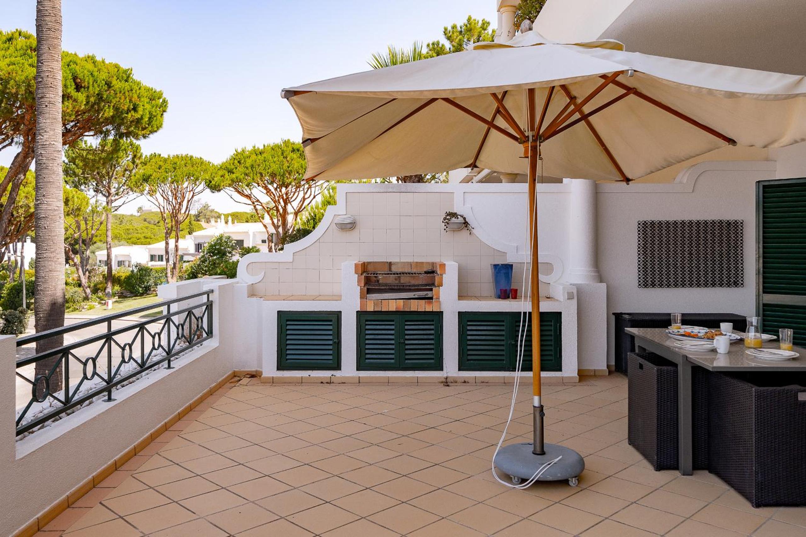 Apartment Tennis - Vale de Lobo view 5