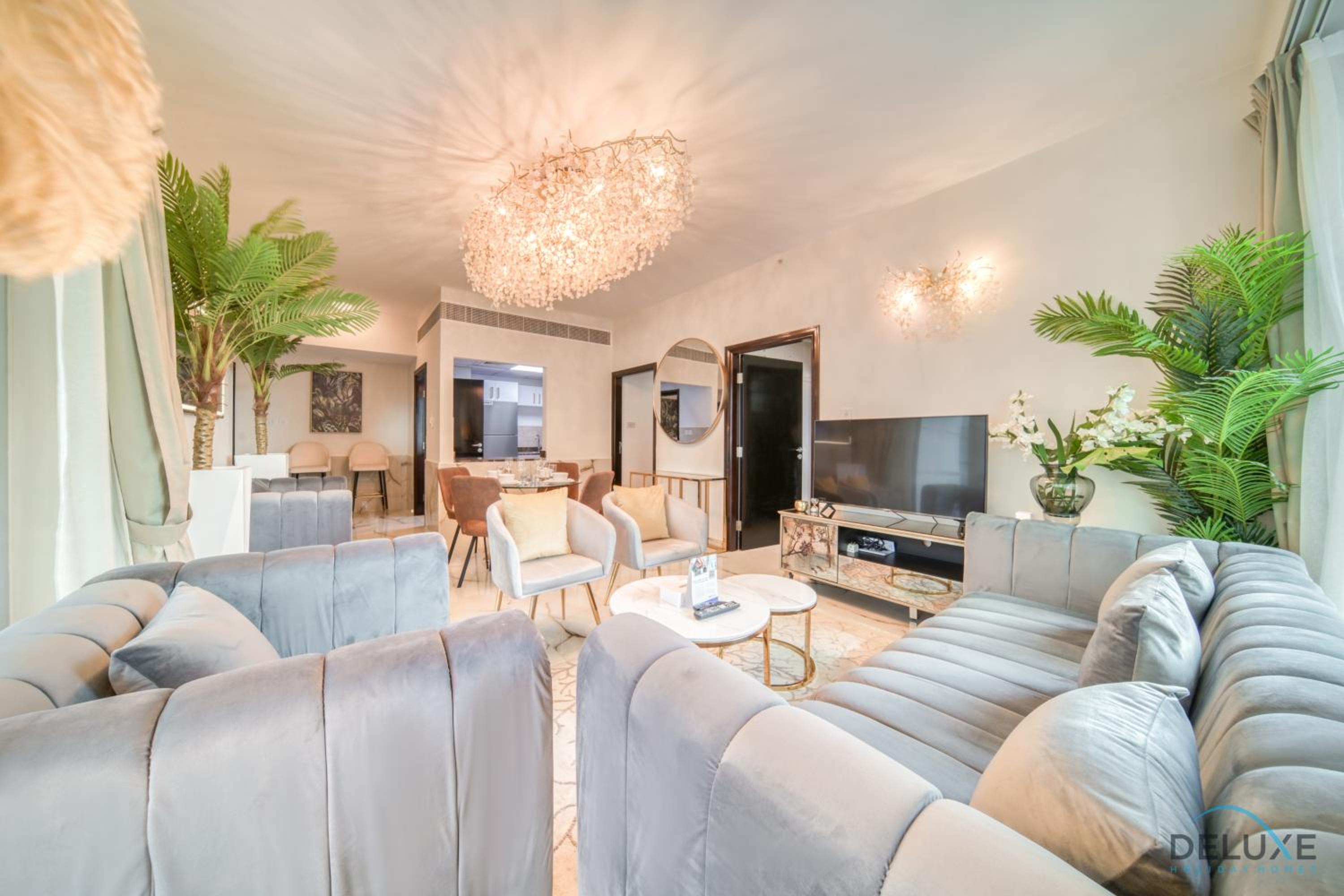 Classy 2BR at La Riviera Dubai Marina by Deluxe Holiday Homes