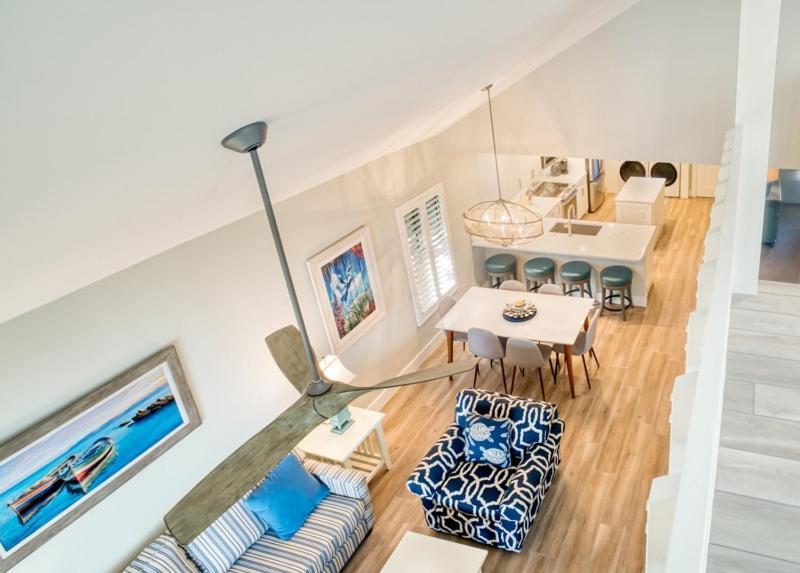 Ventura Captiva 5B condo