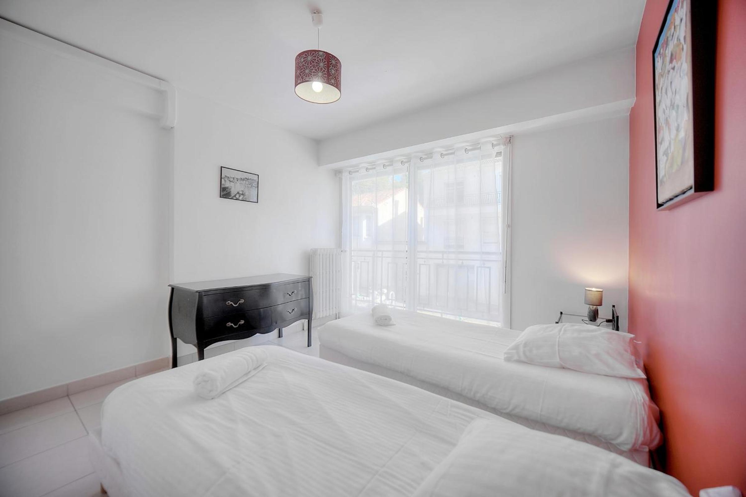 IMMOGROOM - Renovated apartment - Terrace - AC