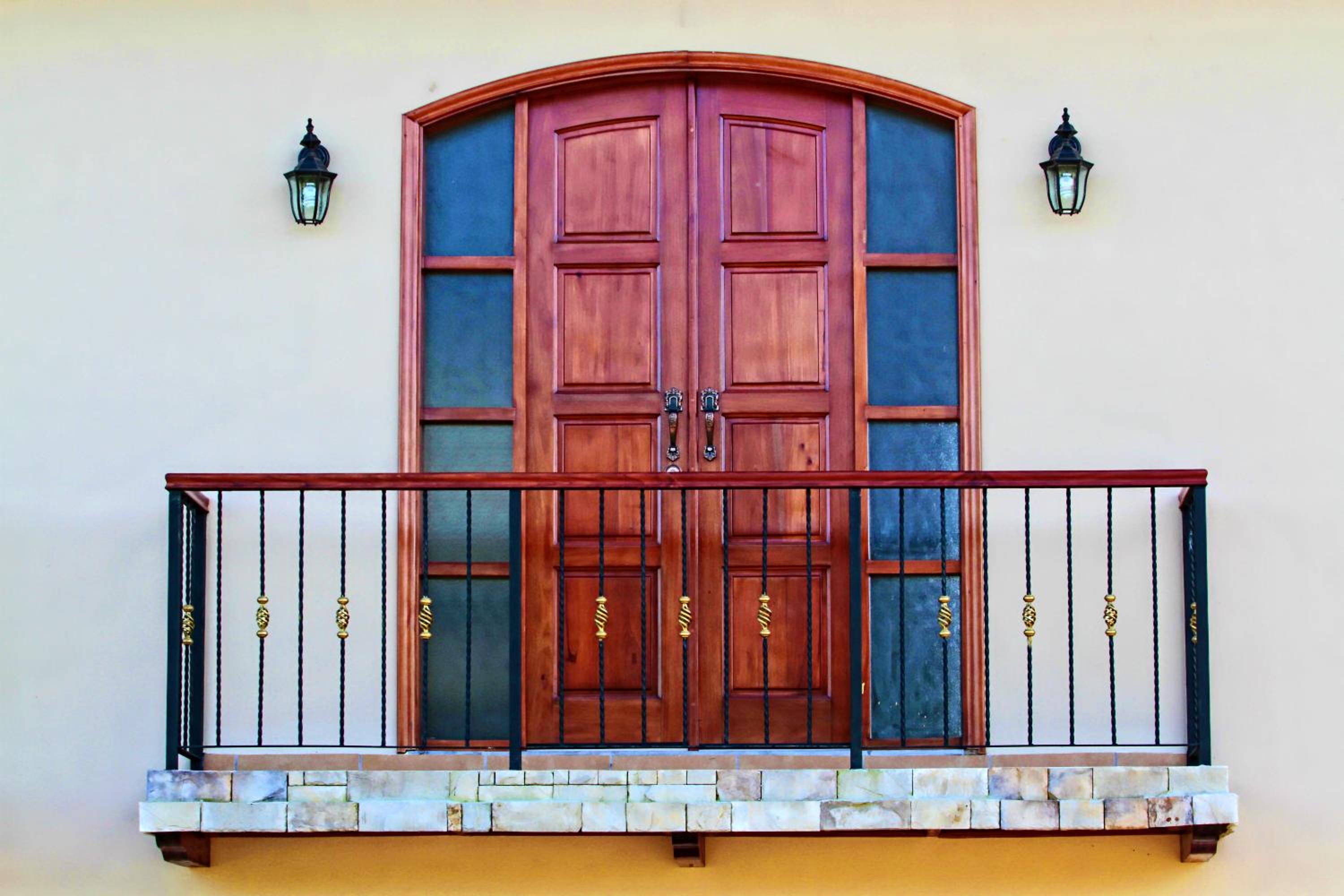 balcony